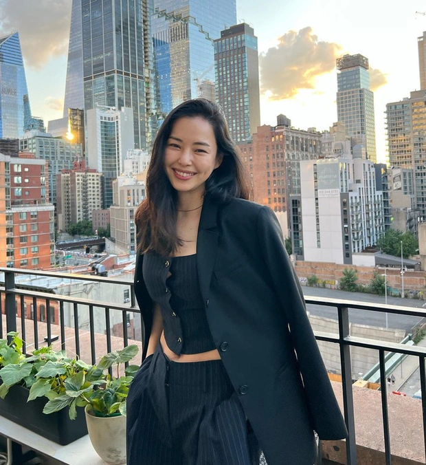 Honey Lee mantiene una apariencia elegante y juvenil a sus 41 años