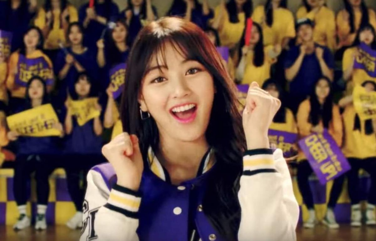 TWICE Jihyo dijo que interpretar “TT”, “Cheer Up” y “What Is Love” es vergonzoso a su edad.