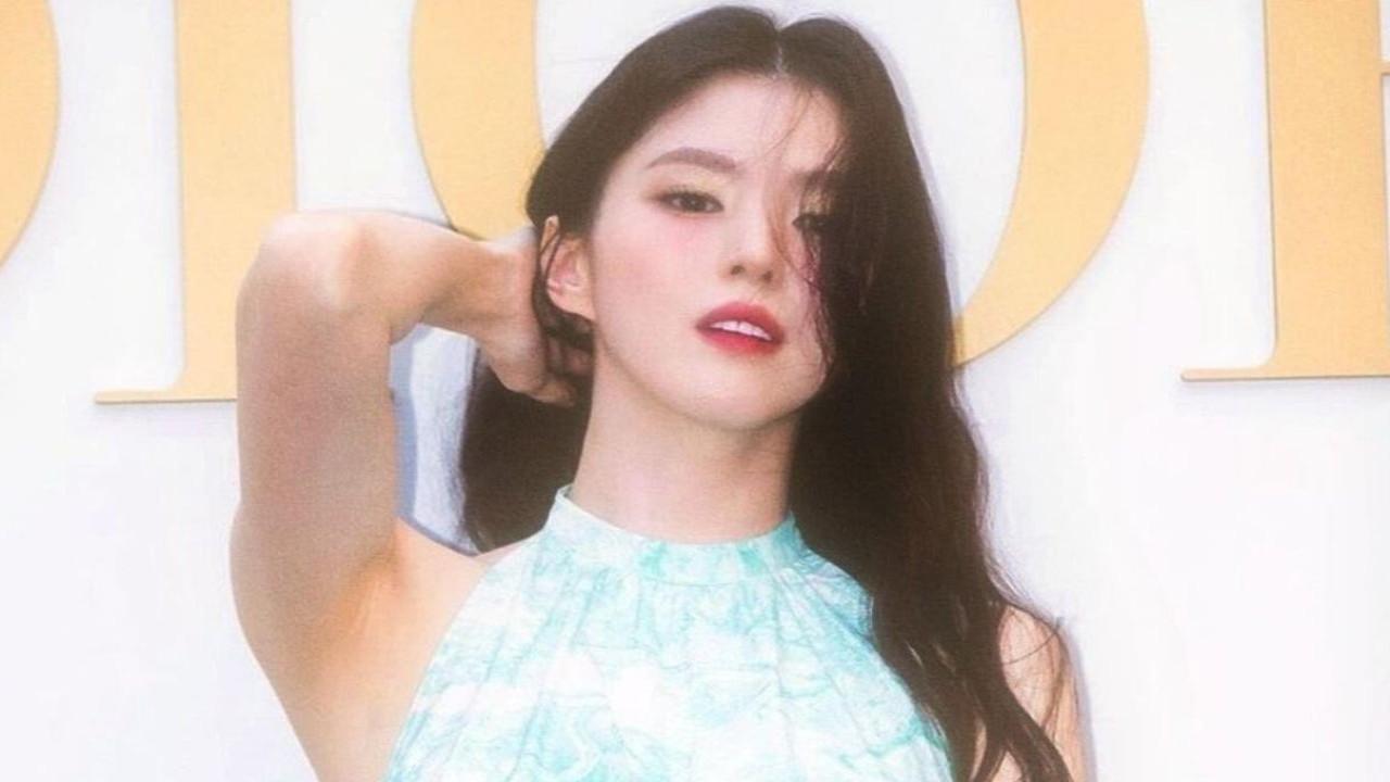 Han So Hee muestra sus habilidades de moda con un vestido de verano perfecto para el desfile de Dior