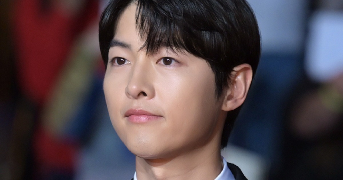 Song Joong Ki compra una habitación por 2.700 millones de wones en un condominio en Hawaii “Zona rica emergente, el precio aumentará aún más”